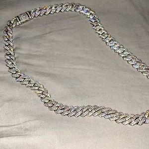 12mm Cuban chain vvs diamonds.